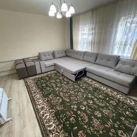 By River 246 كاراكول المظهر الخارجي الصورة